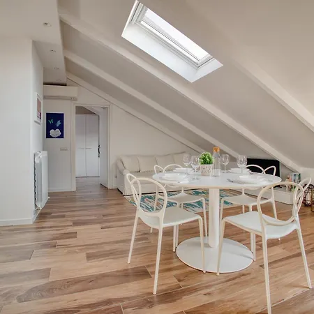 Just Urban - Exclusive Duomo View Penthouse - 5 Min To M4 Dateo アパート